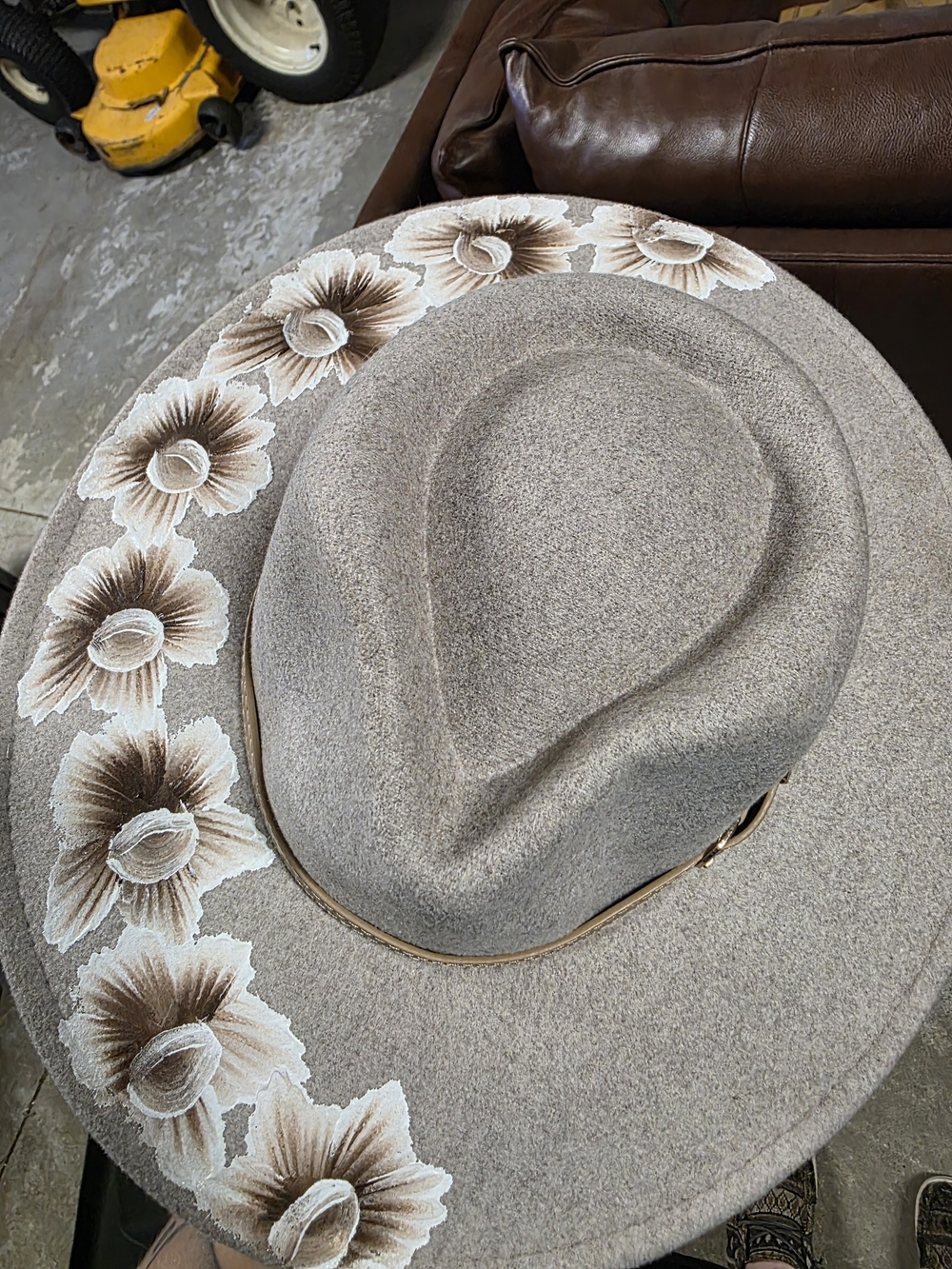 Women's Floral Hand Painted Wide-Brim Felt Hat - Taupe